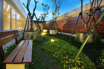 Aparthotel Dwijaya House Of Pakubuwono 4*