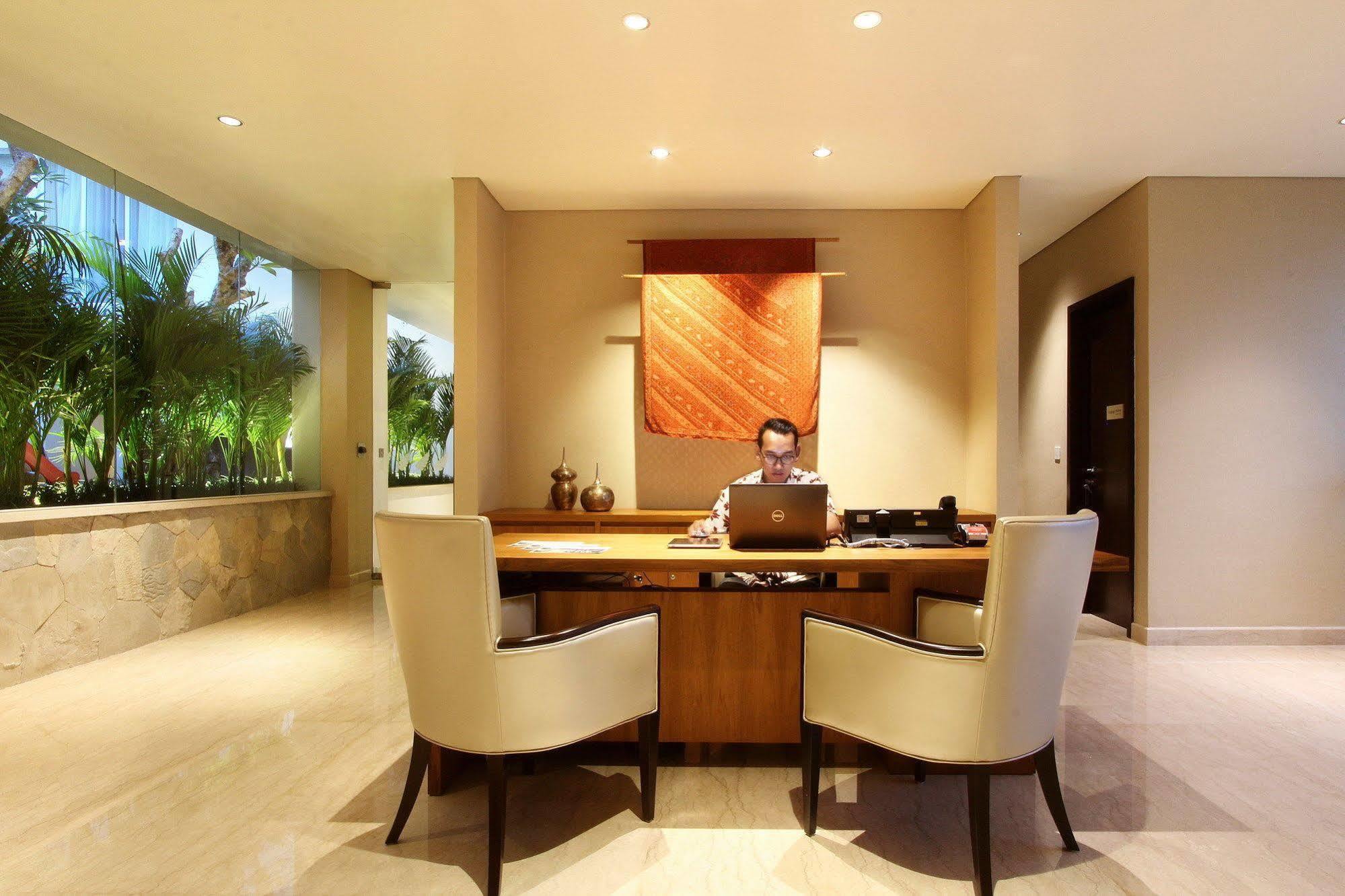 Dwijaya House Of Pakubuwono Aparthotel