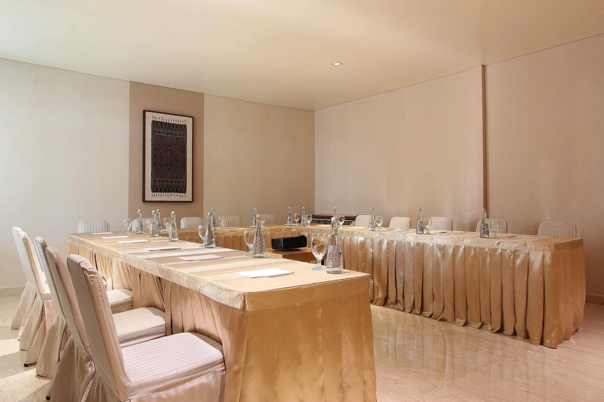Dwijaya House Of Pakubuwono Aparthotel